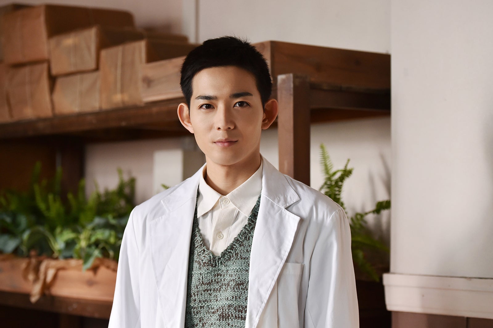 竜星涼、V6井ノ原快彦の助手に　初の関西弁に挑戦＜僕が笑うと＞