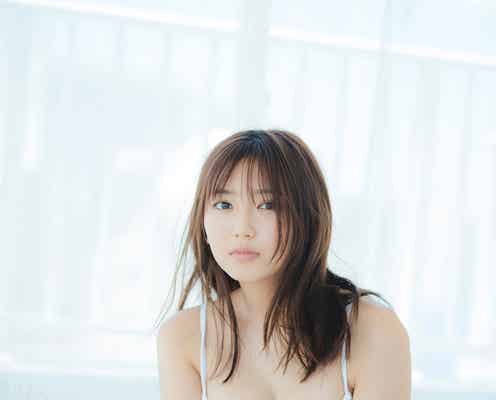 沢口愛華、美ボディ際立つビキニ姿披露