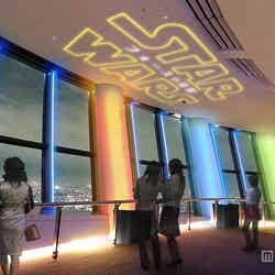 東京スカイツリー天望回廊装飾（イメージ） ／（C）2015 Lucasfilm Ltd. & TM. All Rights Reserved.（C）TOKYO-SKYTREE