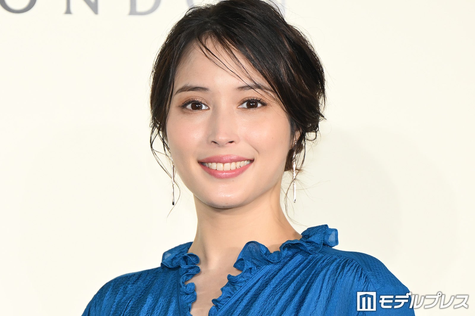 広瀬アリス、ロングワンピで上品な装い「今日が1番若い」1人旅行に挑戦している理由とは【ジョー マローン ロンドン】