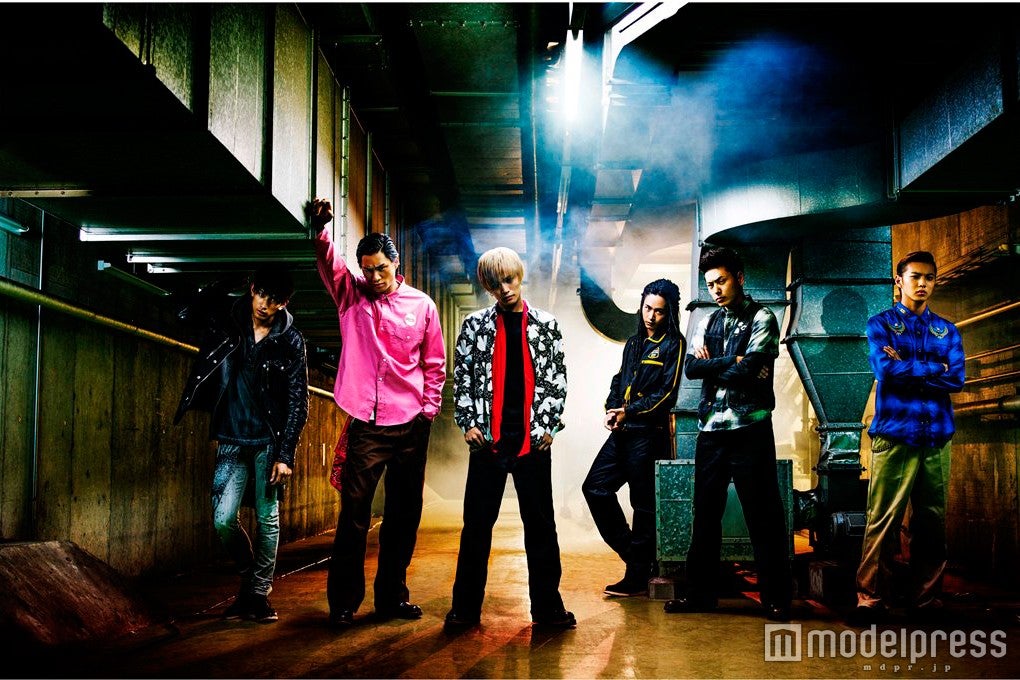 EXILE TRIBE「HiGH＆LOW」20週連続企画発表　岩田剛典ら×DOBERMAN INFINITYらの迫力融合も