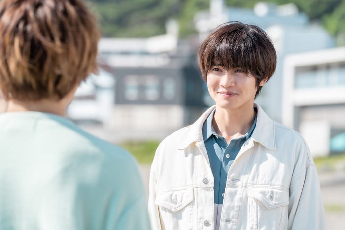 草川拓弥、西垣匠/「みなと商事コインランドリー」最終話より(C)缶爪さわ・椿ゆず/KADOKAWA/「みなと商事コインランドリー」製作委員会