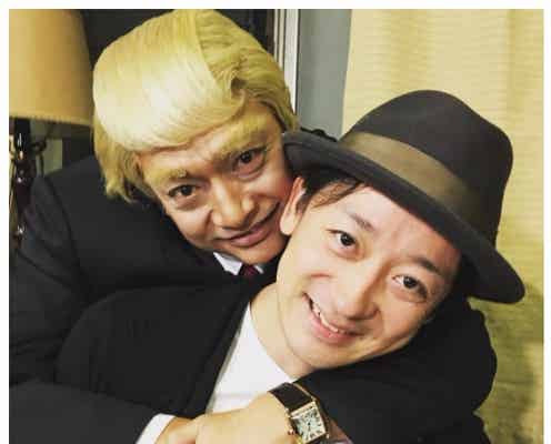 山本耕史、親友・香取慎吾からバックハグ 待望の出演で2ショット<72時間ホンネテレビ>