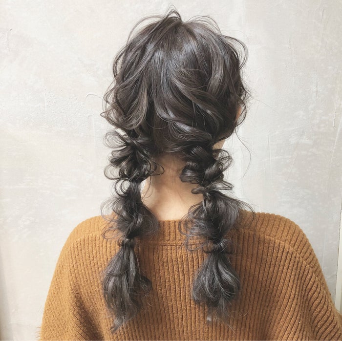 冬の首元をオシャレに大変身 マフラーに似合うヘアアレンジ モデルプレス 冬の首元をオシャレに大変身 マフラーに似合うヘアアレンジ モデルプレス