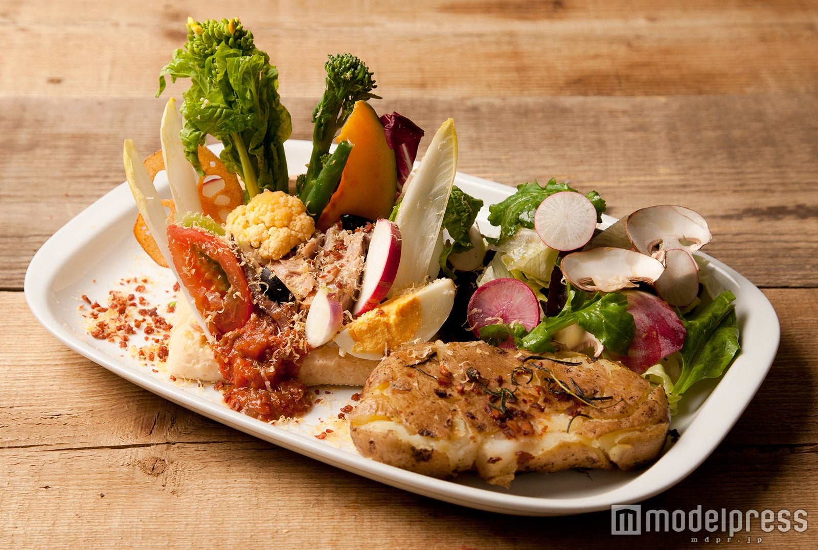 畑のニース風 フォカッチャPLATE ￥1,390、単品 ￥990