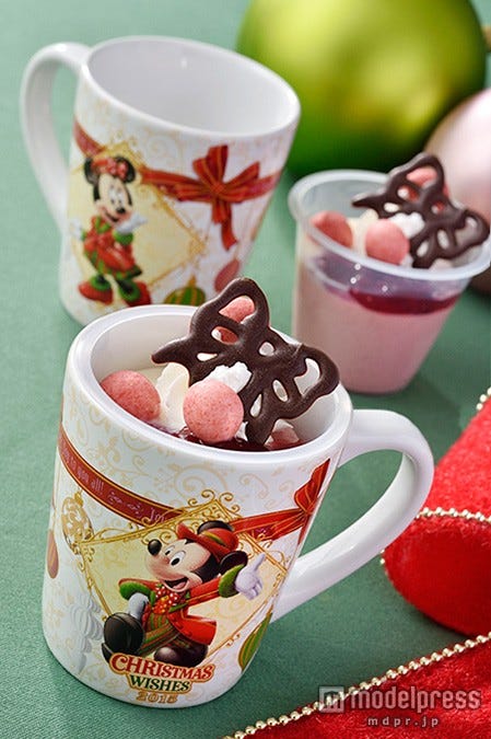 TDS:クランベリームース、スーベニアカップ付き(¥720)(C)Disney