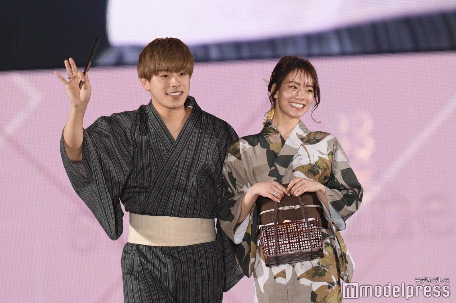 （C）モデルプレス