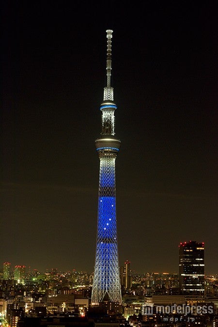 三代目JSBカラー一色に染まる東京スカイツリー（C）TOKYO-SKYTREE／情報提供：東京スカイツリータウン【モデルプレス】