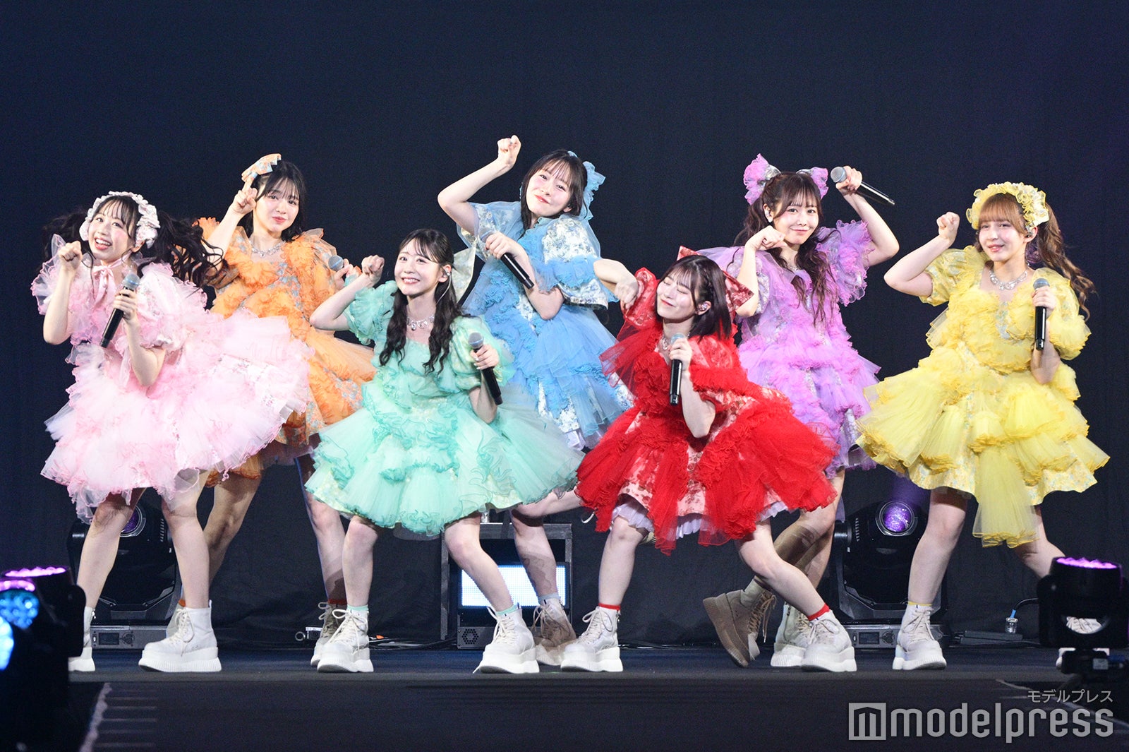 FRUITS ZIPPER（C）モデルプレス