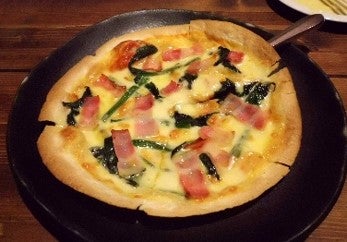 ピザ作り／画像提供：マリントピアリゾート