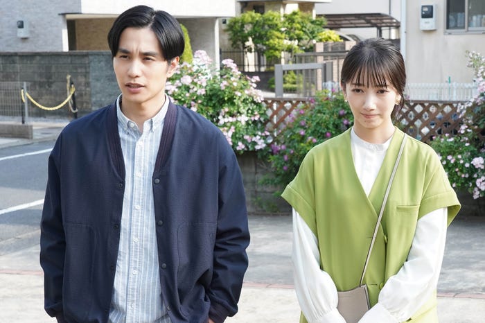 中村蒼、波瑠 「わたしのお嫁くん」第8話より(C)フジテレビ