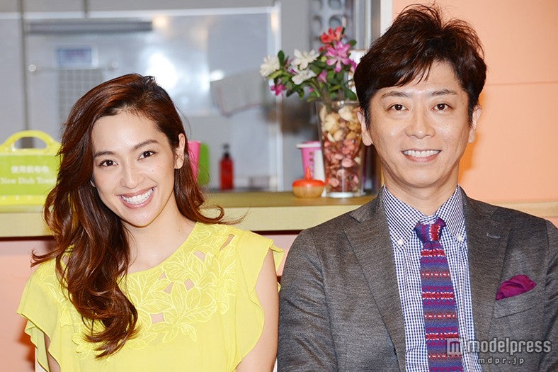 （左から）中村アン、後藤輝基