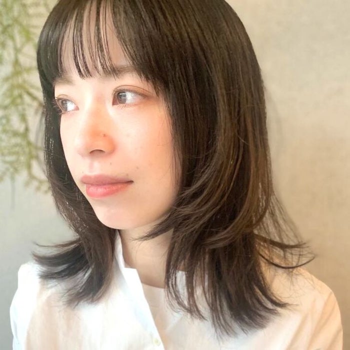 40代のヘアカラーは アッシュグレー がおすすめ 透明感を出す上品カラーをご紹介 モデルプレス