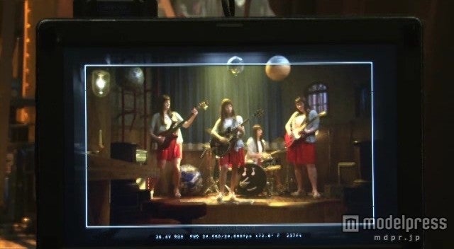 宮崎あおい／「earth music＆ecology」新CM「バンド」篇メイキングより