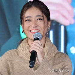 みちょぱ、演技挑戦も台詞は一言「May I help you?」