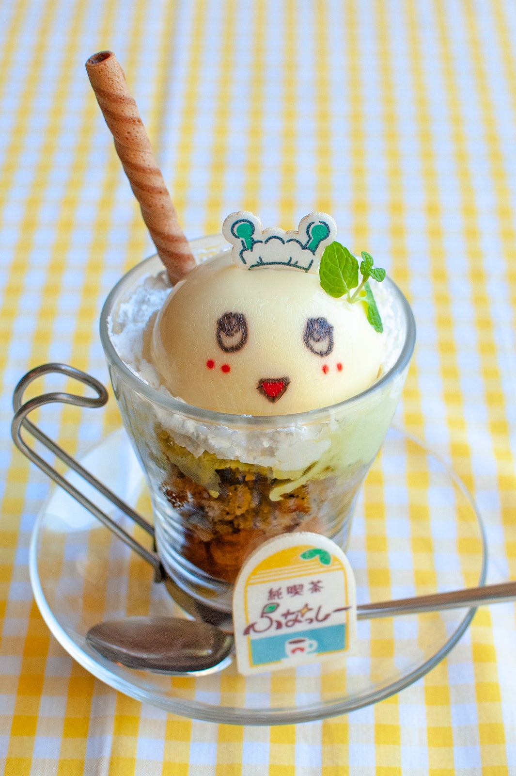 ふなごろーのぷるぷるプリンパフェ　900円／画像提供：東急ハンズ