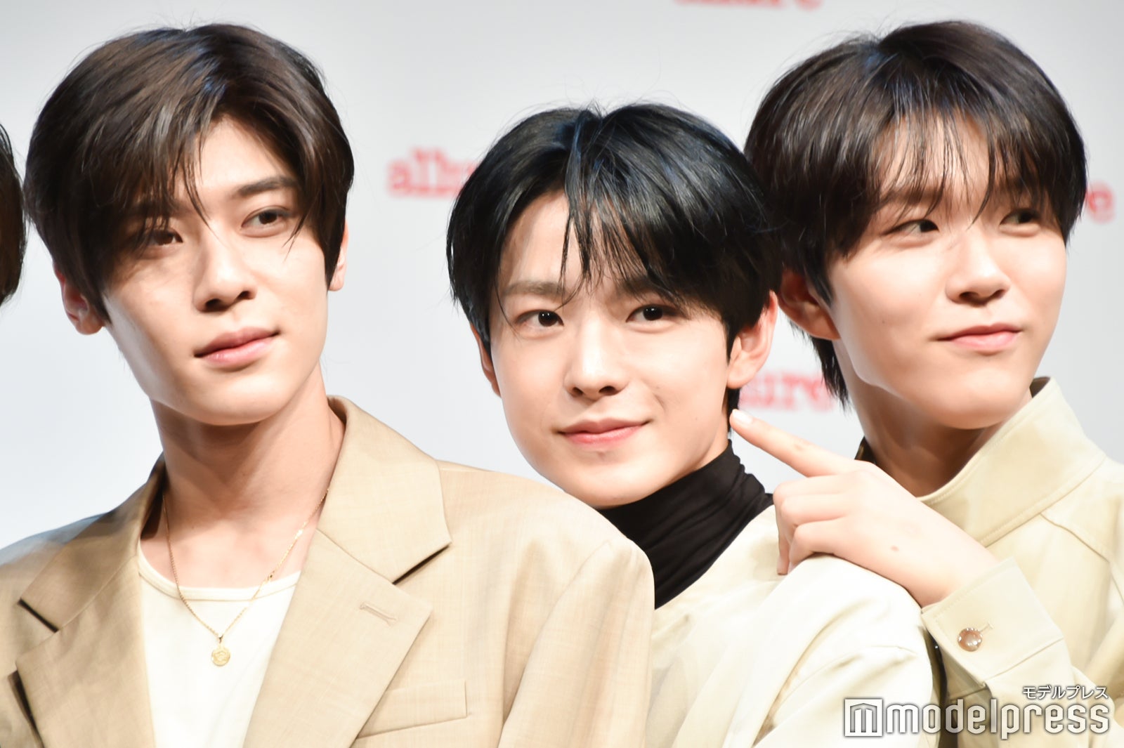 シオン、ユウシ、ジェヒ（C）モデルプレス