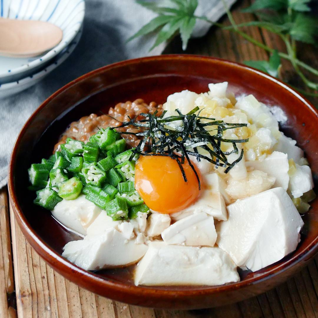 バクダン丼風!ねばねば豆腐サラダ