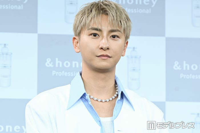 與真司郎(C)モデルプレス