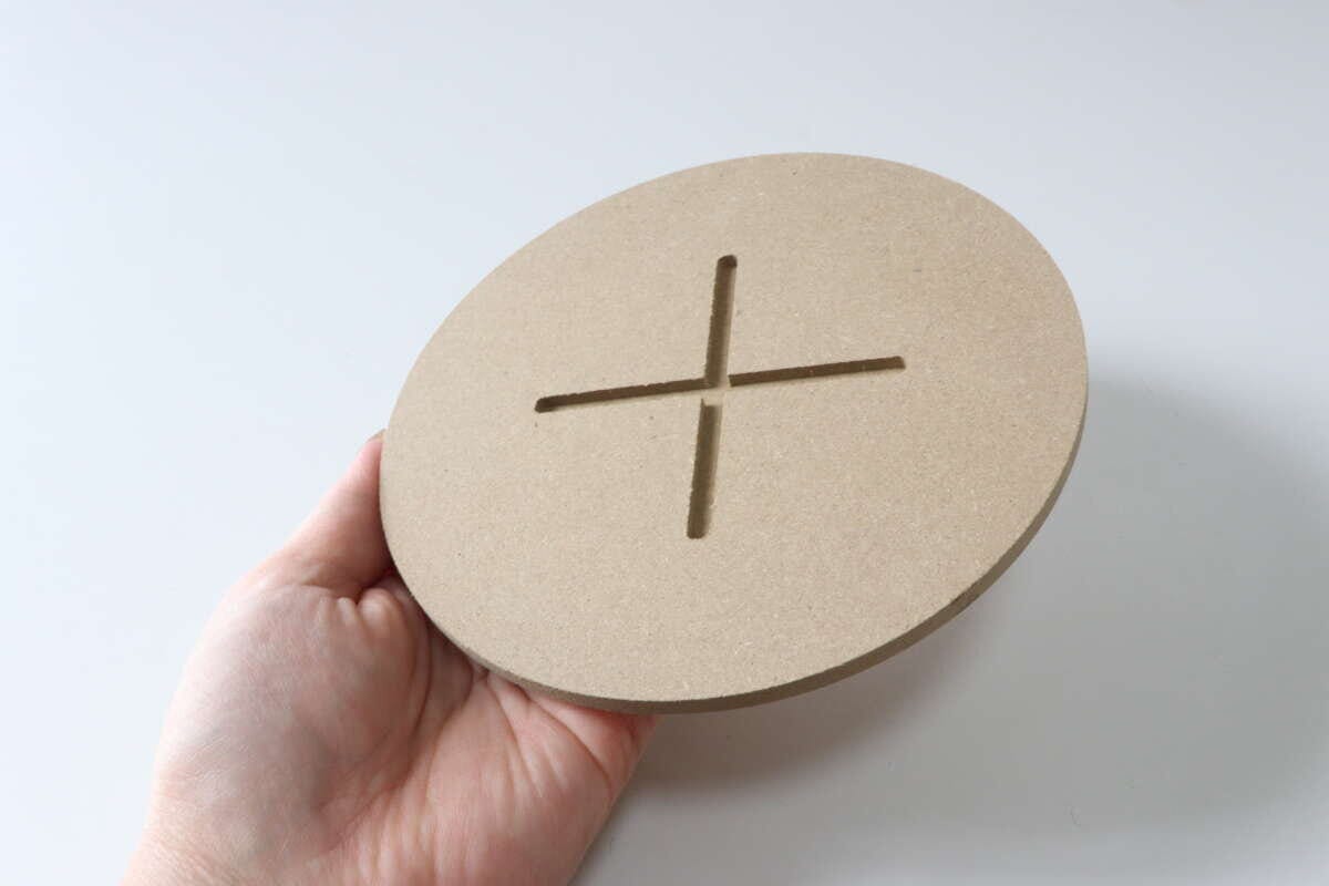 セリアのディスプレイラックの天板の裏側