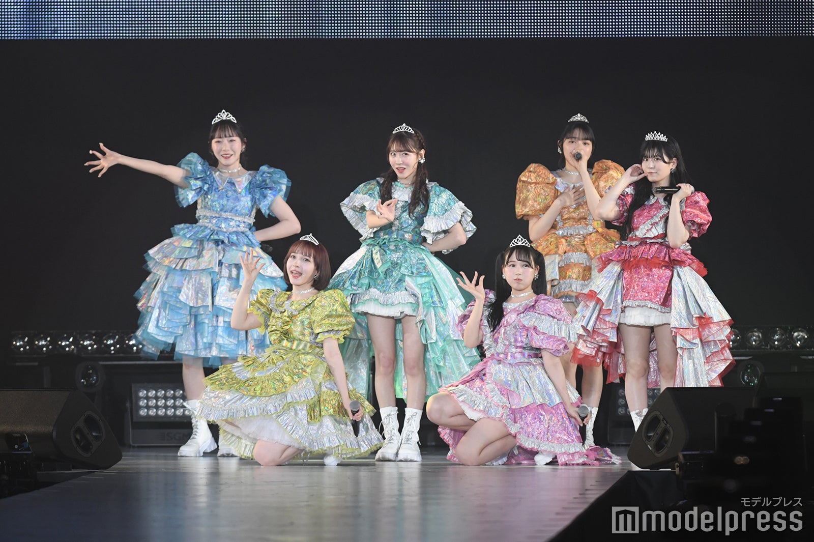 FRUITS ZIPPER（C）モデルプレス