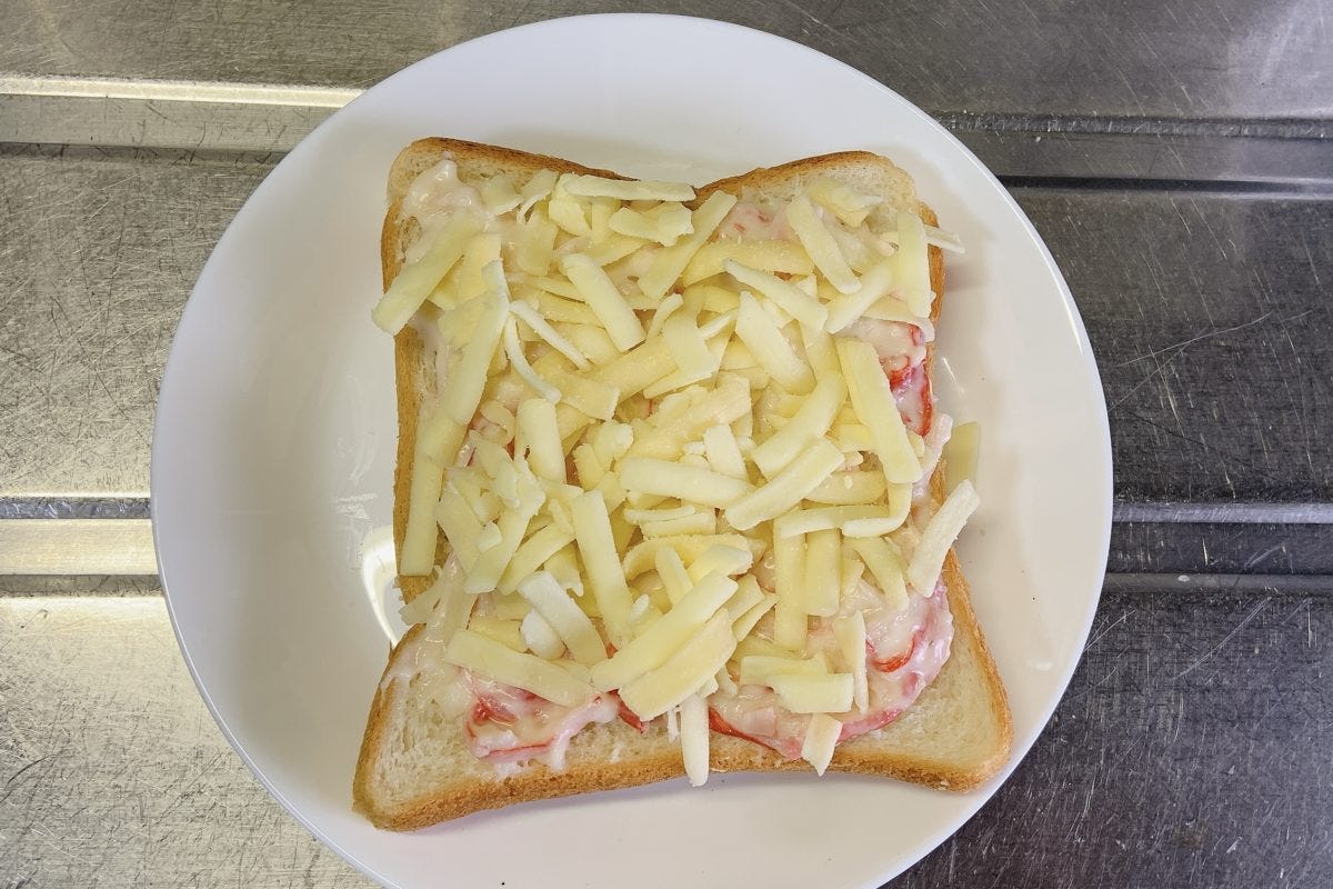 とろとろカニクリームトースト