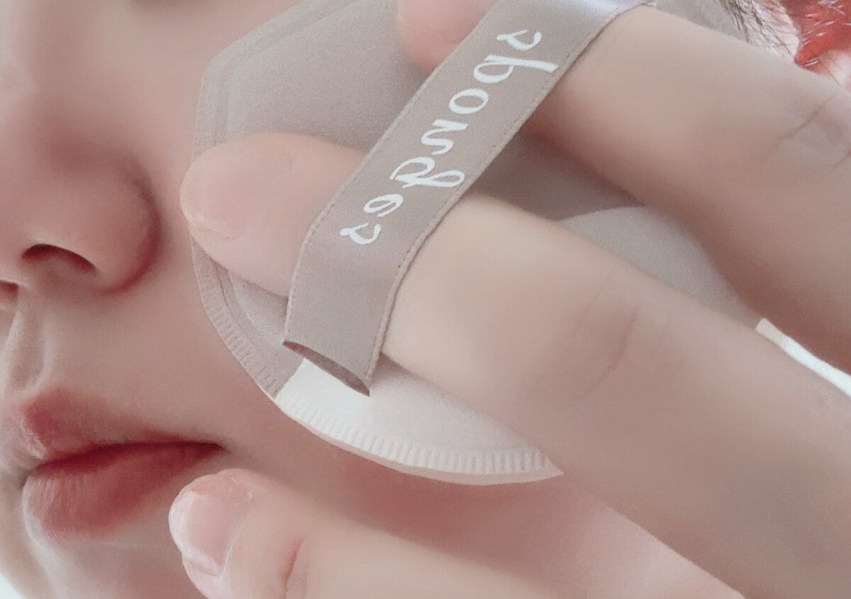 クッションファンデパフ　使用例