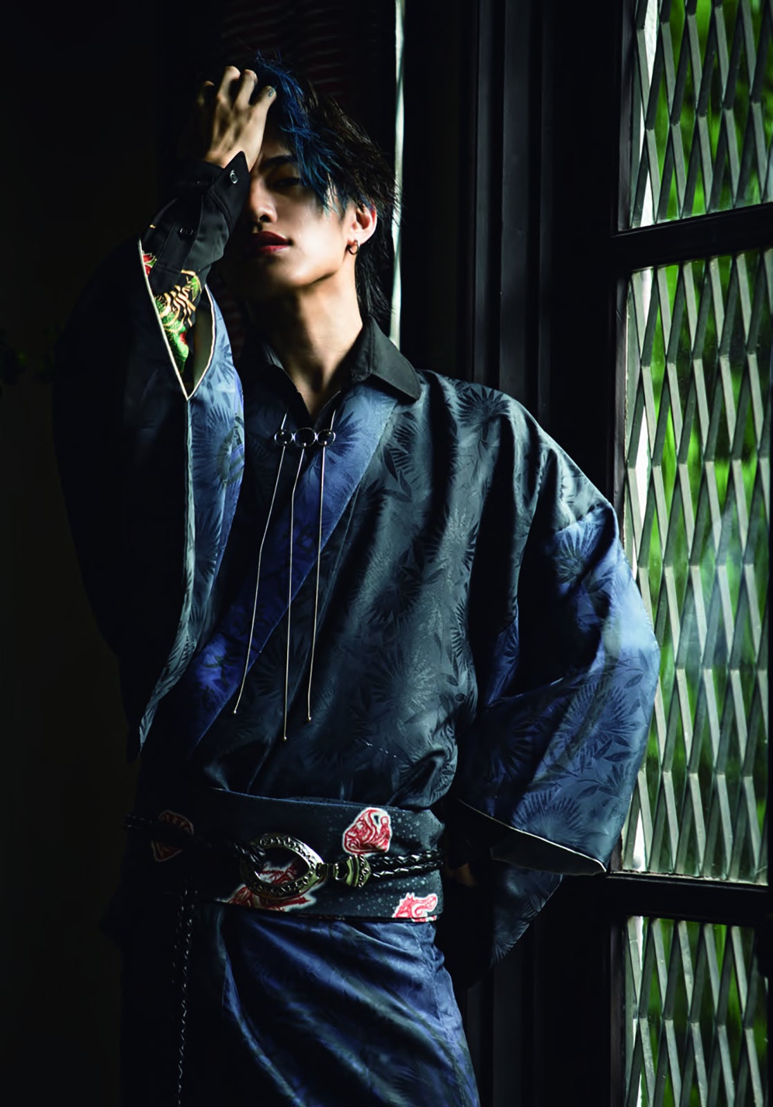 おおしましゅん「変身動画の申し子 ビジュ爆発のルーティン 今、かわりたいキミへ」（提供写真）