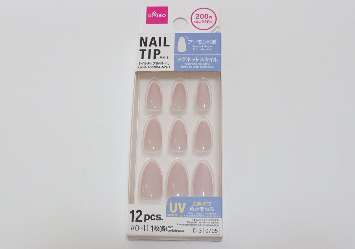 ダイソーのネイルチップ（MN－1、12枚）のパッケージ