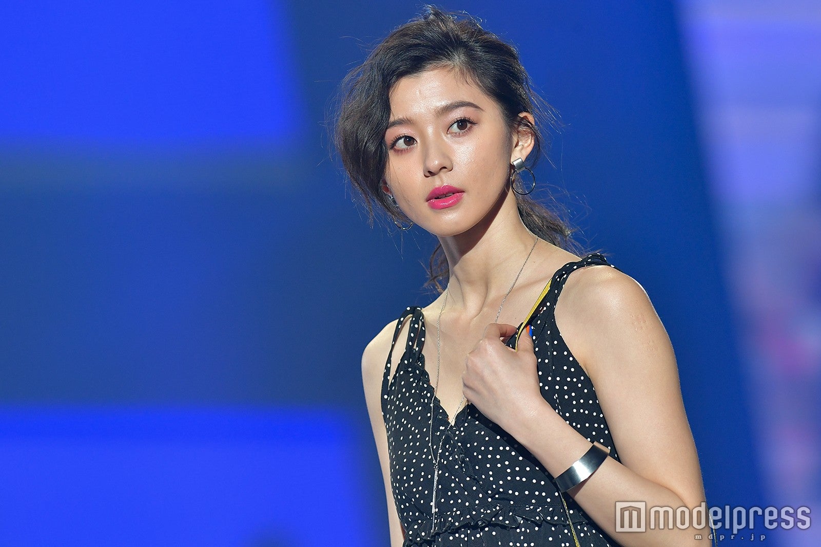 朝比奈彩（C）モデルプレス