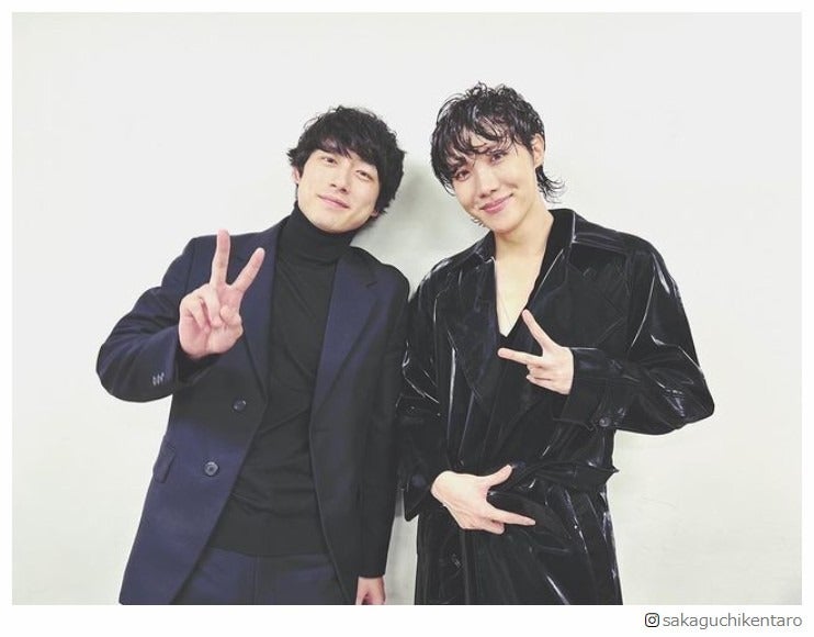 坂口健太郎、 BTS・J-HOPEと「MAMA」で再会 久々2ショットにファン歓喜「尊い」「待ってた」