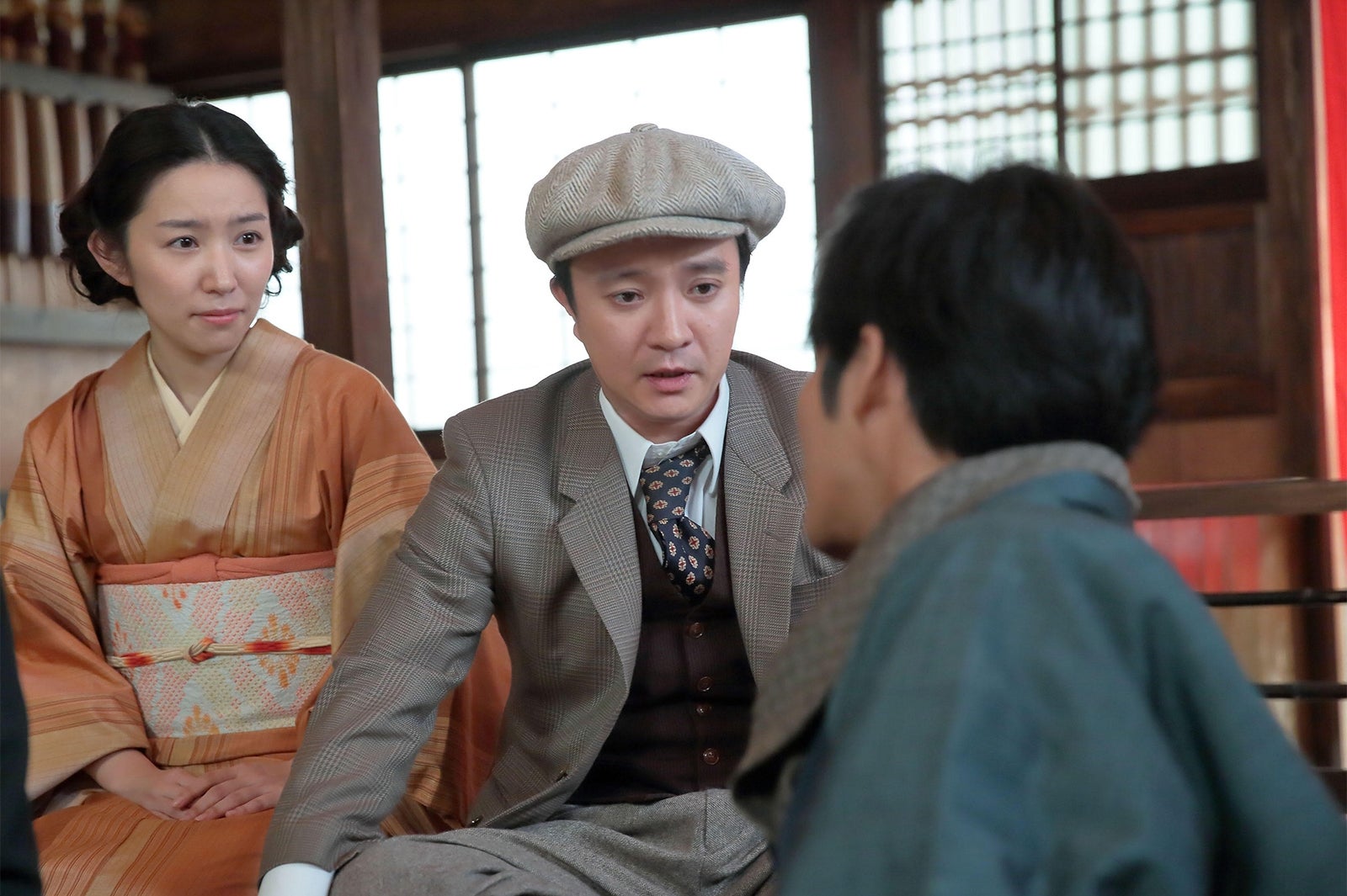 徳永えり、濱田岳／「わろてんか」（C）NHK