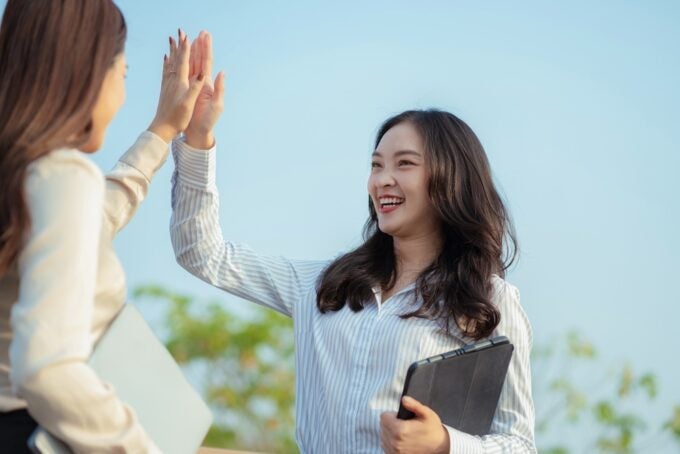 見逃さないで！「幸運」や「運命の人」との縁を伝える【意味のある偶然】とは？