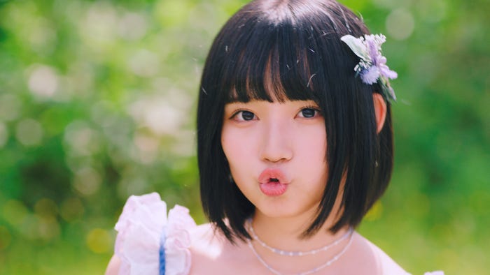 矢作萌夏 AKB48「サステナブル」MV(C)AKS/キングレコード