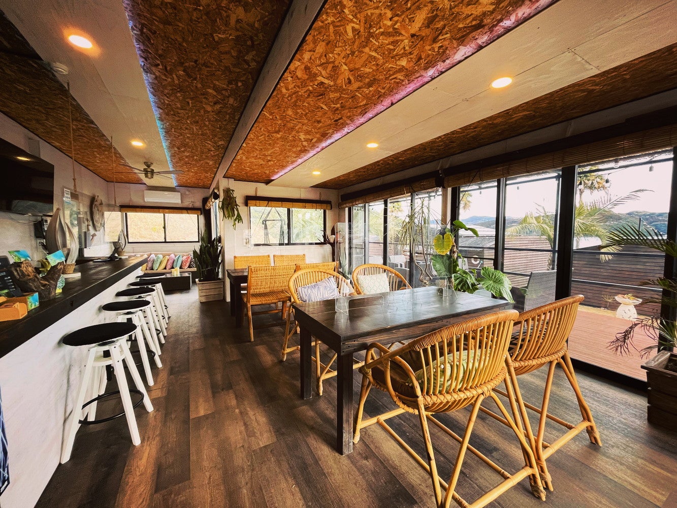 レセプション兼共有エリア／提供画像