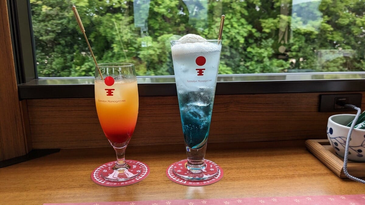 伊予灘ものがたりではフォトジェニックな飲み物も