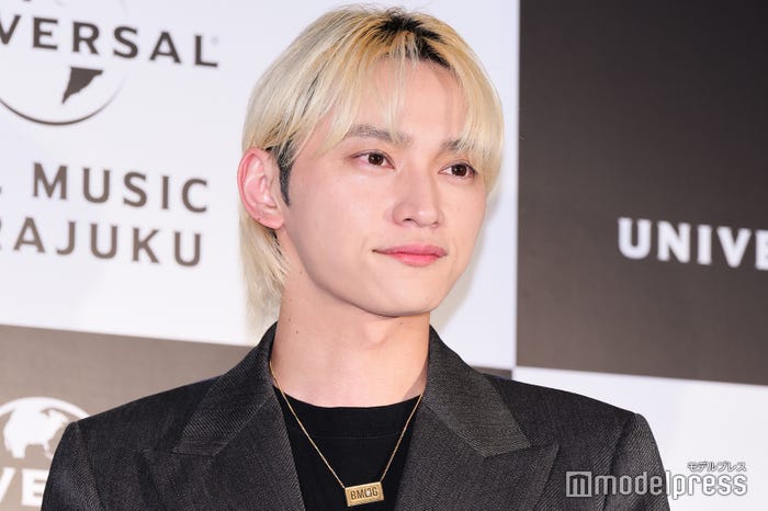 SKY-HI(C)モデルプレス