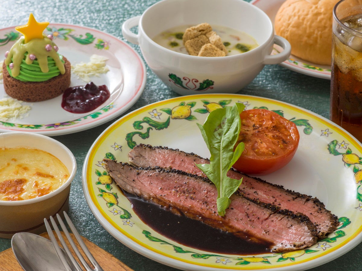 カフェ・ポルトフィーノ：スペシャルセット2,980円（C）Disney
