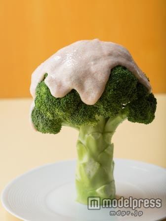 まるごとブロッコリーのたらこソース(画像提供:セブン&アイ出版)