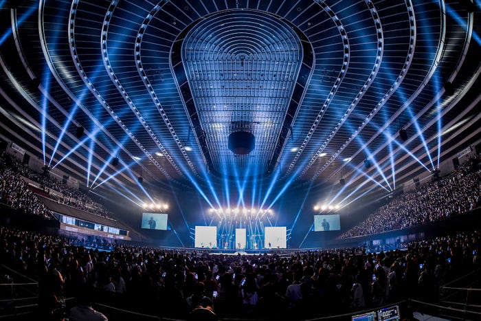 Da-iCE全国アリーナツアー「REVERSi」より(提供写真)