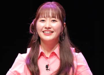 「完璧すぎて…」ももクロ・佐々木彩夏 富士山バックにゴルフ場でパシャリ「一緒にラウンドしたい」「多彩すぎる♥」