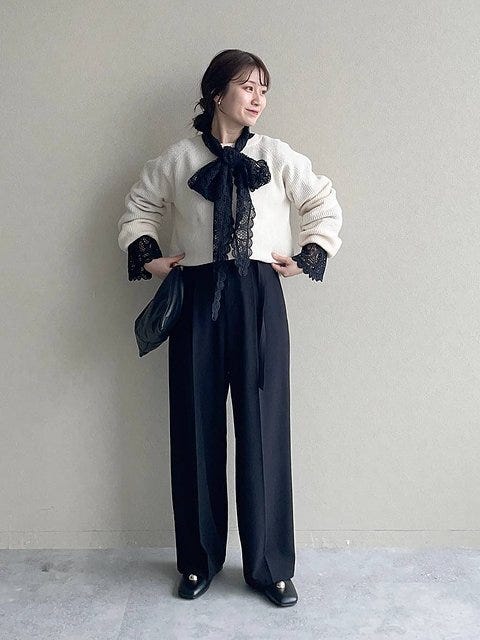 黒ブラウス コーデ 黒ブラウスコーデ2