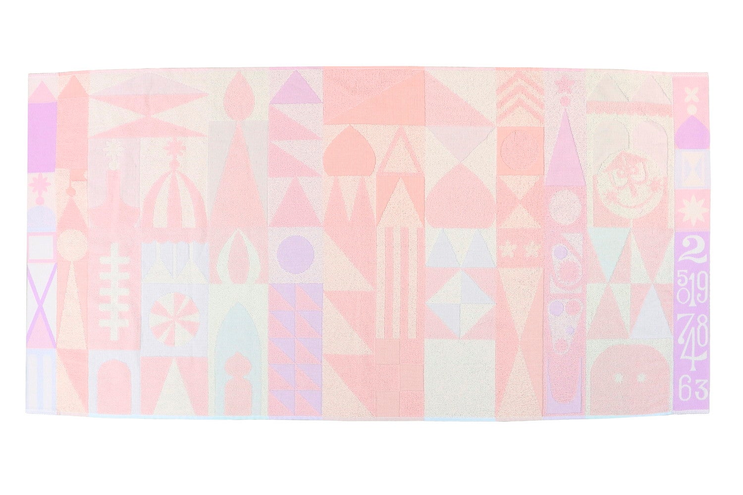 バスタオル¥3,300（C）Disney