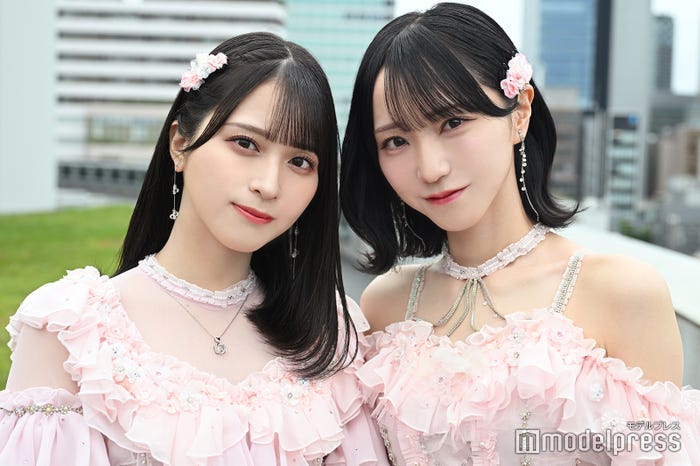 佐々木舞香、野口衣織(C)モデルプレス