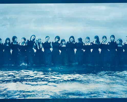 櫻坂46、メンバー21人が横一列に 最新アーティスト写真公開