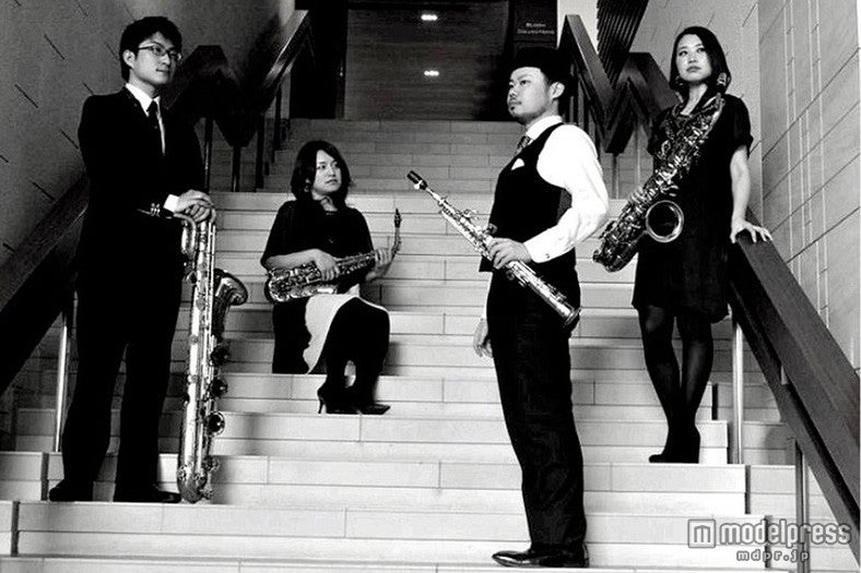 「クリスマスミュージックライブ」でサクソフォンの生演奏に浸る