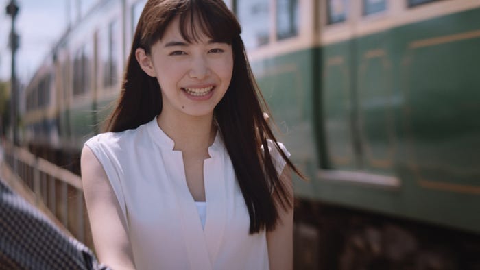 井桁弘恵/新CMより(提供写真)