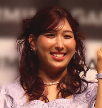 ゆめっち トップ女優を参考にした鼻の整形「鼻の先に耳の裏の軟骨を…」フェイスラインなど費用も赤裸々告白 「自分を好きになれた」笑顔で語る