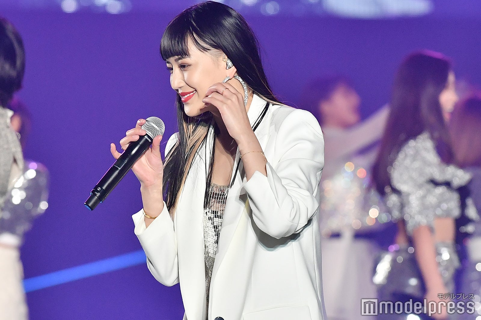 E-girls（C）モデルプレス