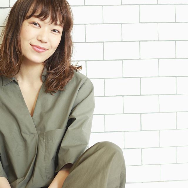 40代 おでこが広い女性に似合う髪型16選 小顔見えが叶う前髪って モデルプレス 40代 おでこが広い女性に似合う髪型16選 小顔見えが叶う前髪って モデルプレス